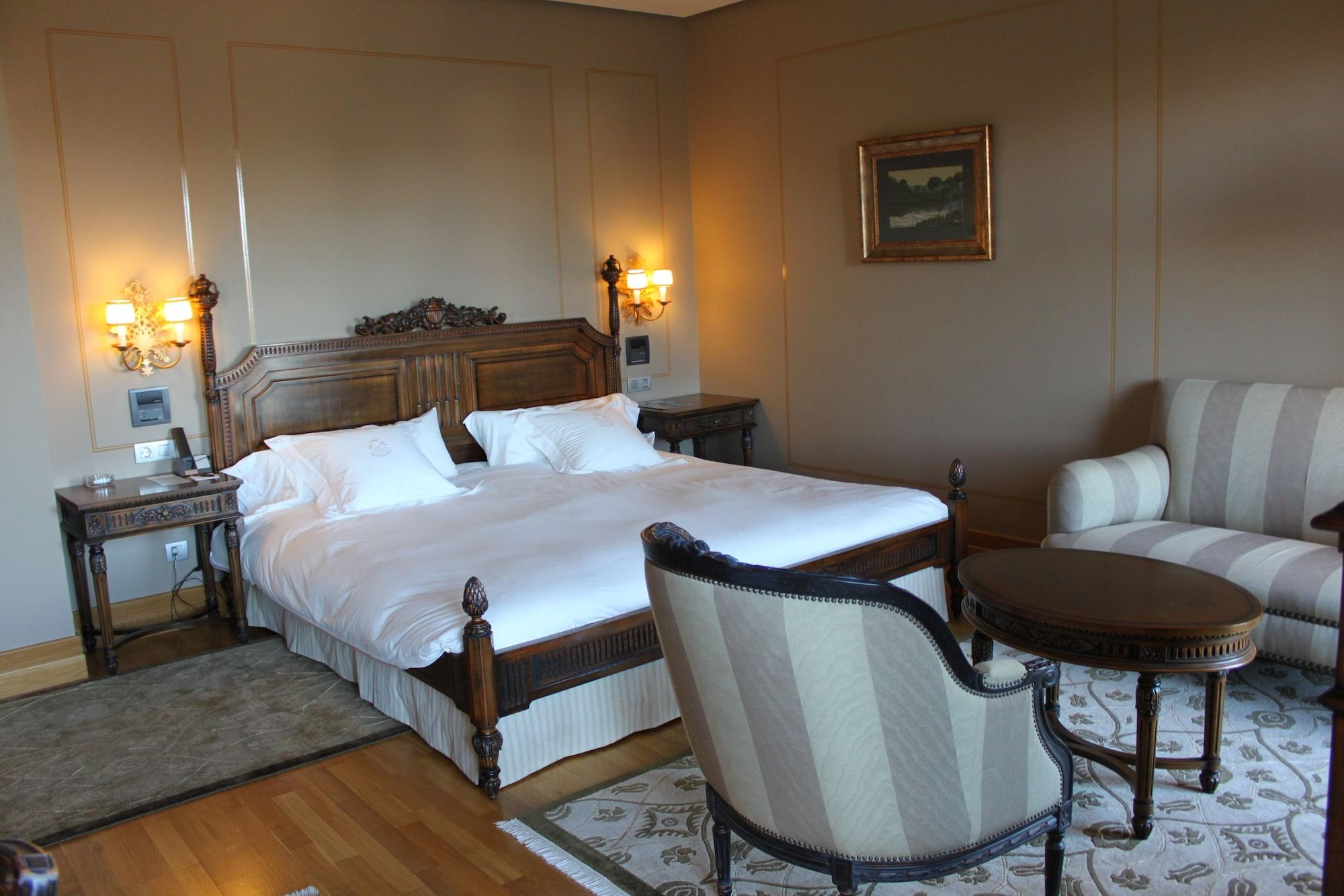 ויגו Pazo Los Escudos Hotel Spa & Resort מראה חיצוני תמונה A room at the hotel