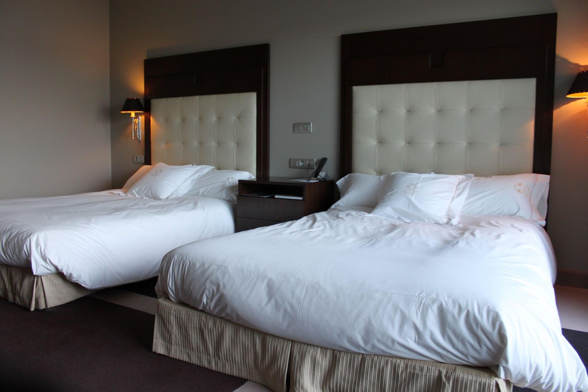ויגו Pazo Los Escudos Hotel Spa & Resort מראה חיצוני תמונה A room at the hotel