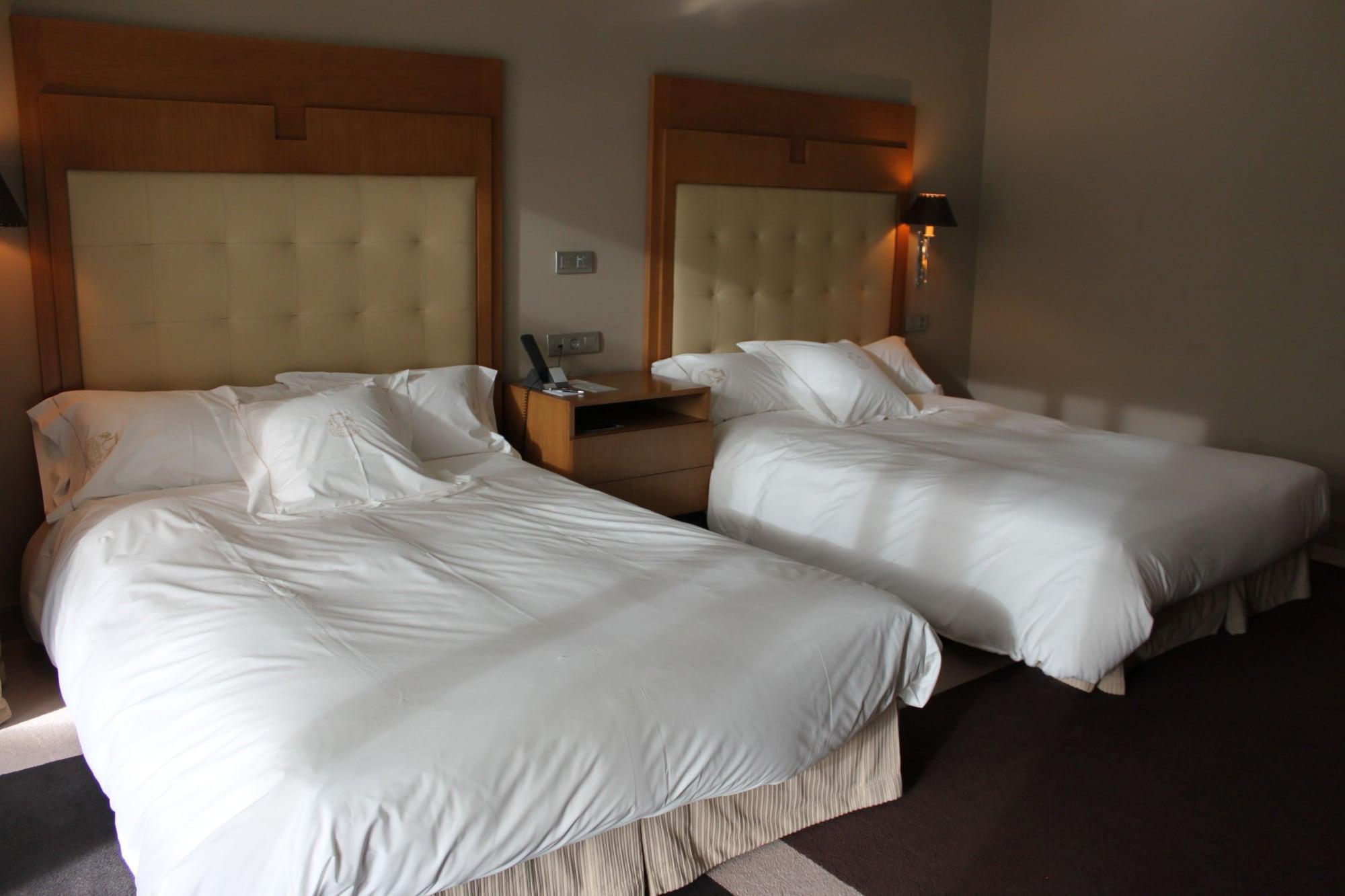 ויגו Pazo Los Escudos Hotel Spa & Resort מראה חיצוני תמונה A room at the hotel
