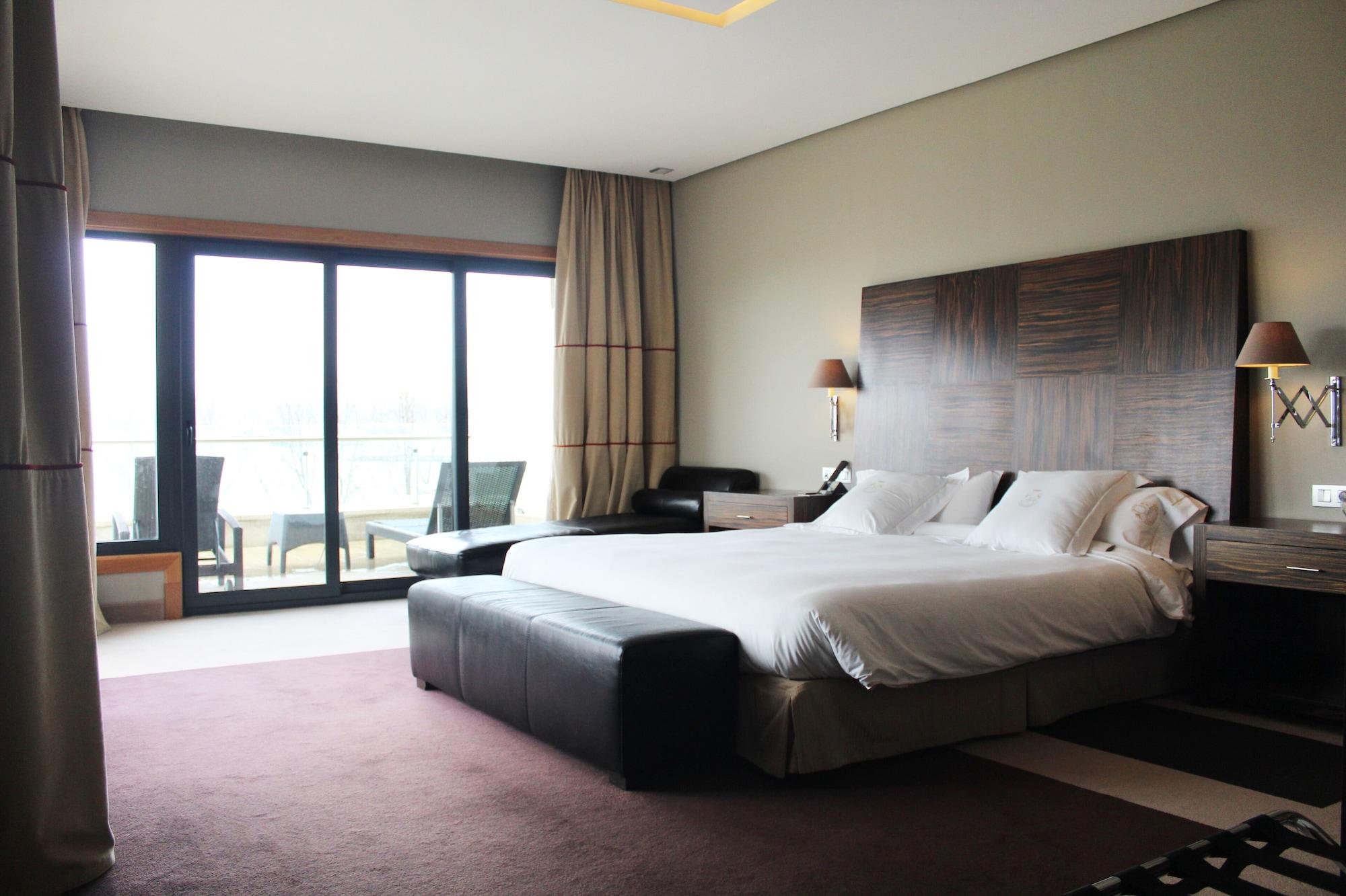 ויגו Pazo Los Escudos Hotel Spa & Resort מראה חיצוני תמונה A room at the hotel