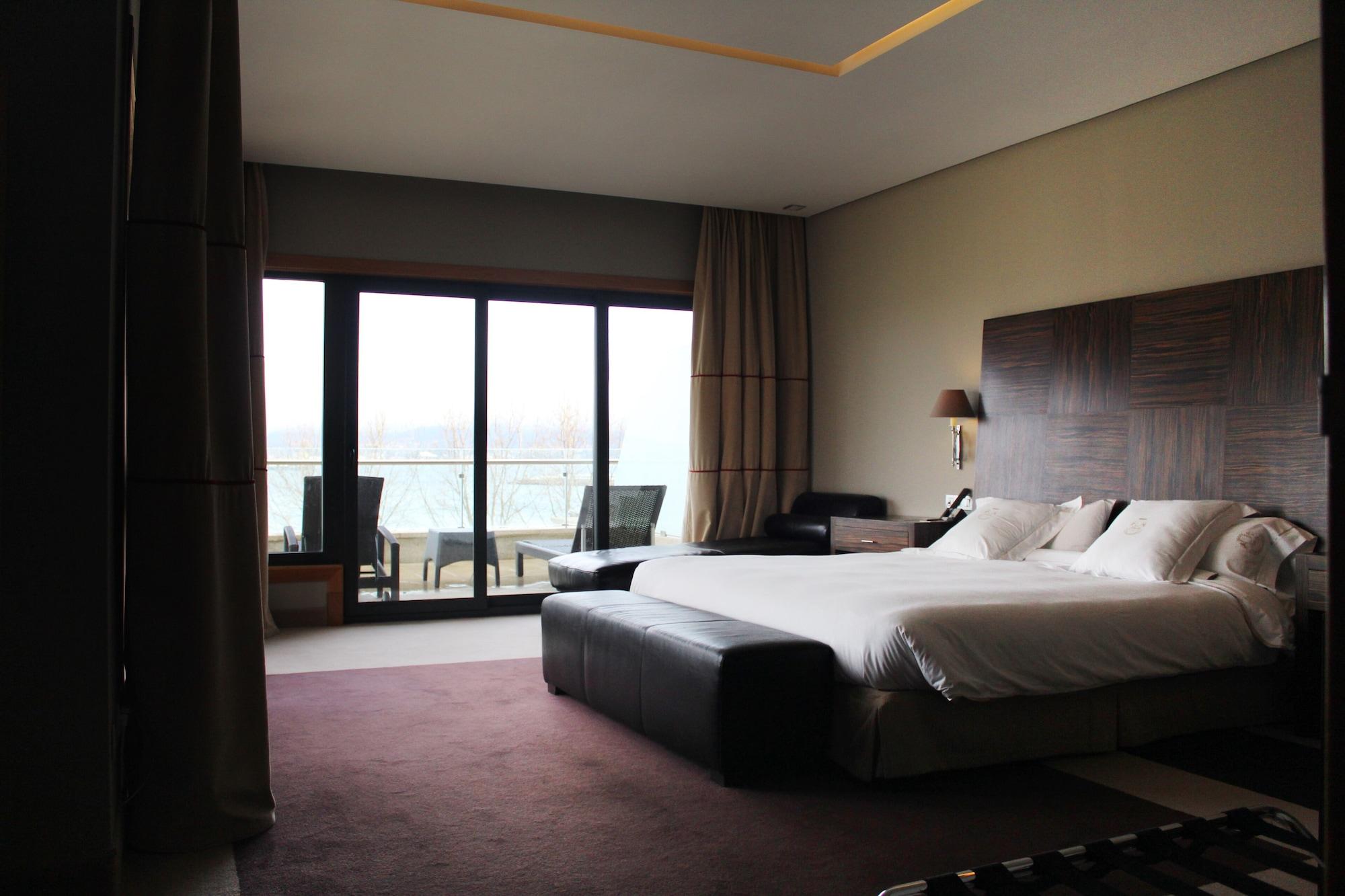 ויגו Pazo Los Escudos Hotel Spa & Resort מראה חיצוני תמונה A room at the hotel
