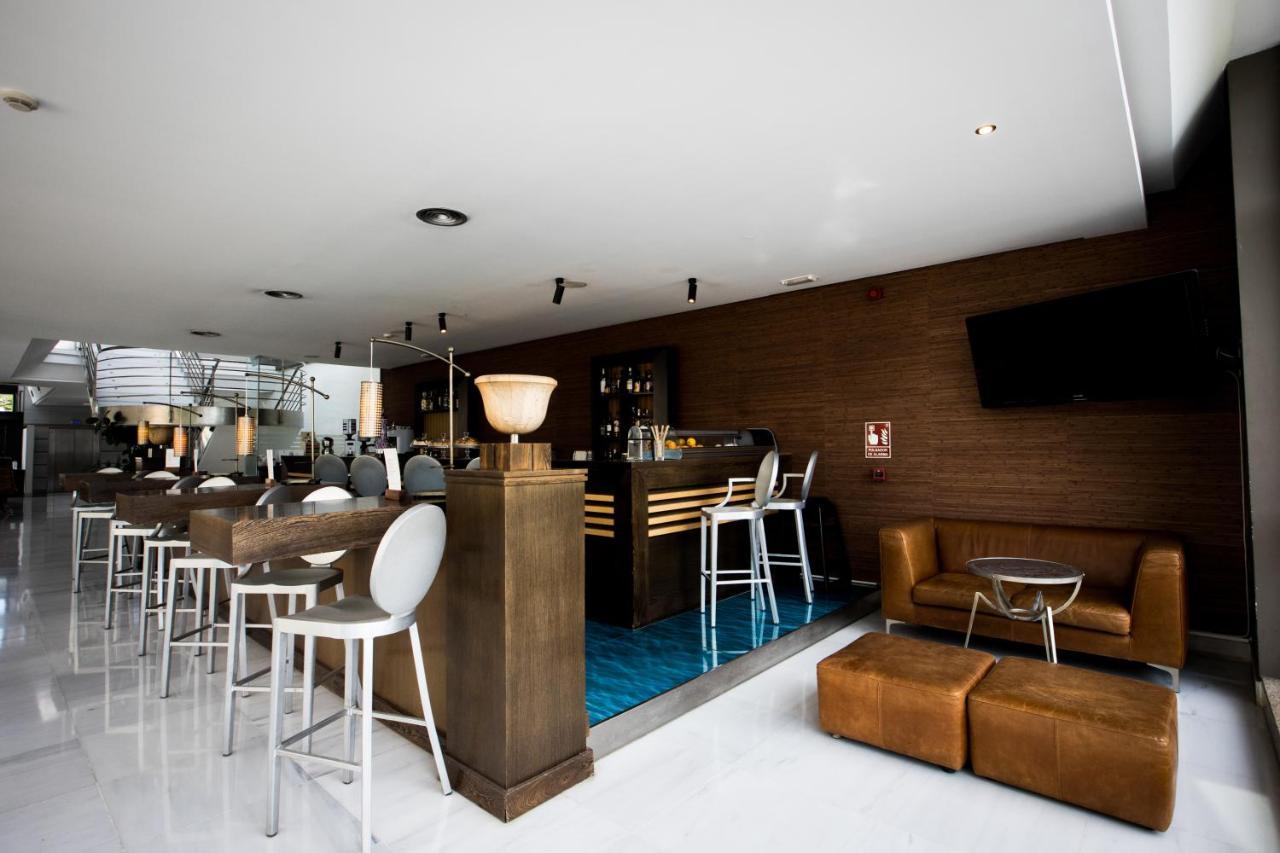 ויגו Pazo Los Escudos Hotel Spa & Resort מראה חיצוני תמונה The lounge at the airport.